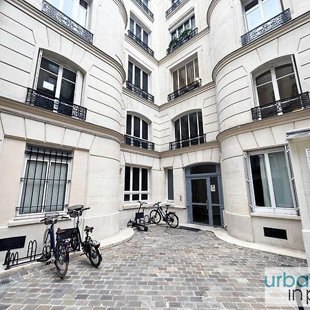 90 - Karl Lagerfeld Lafayette Paris Exterior foto