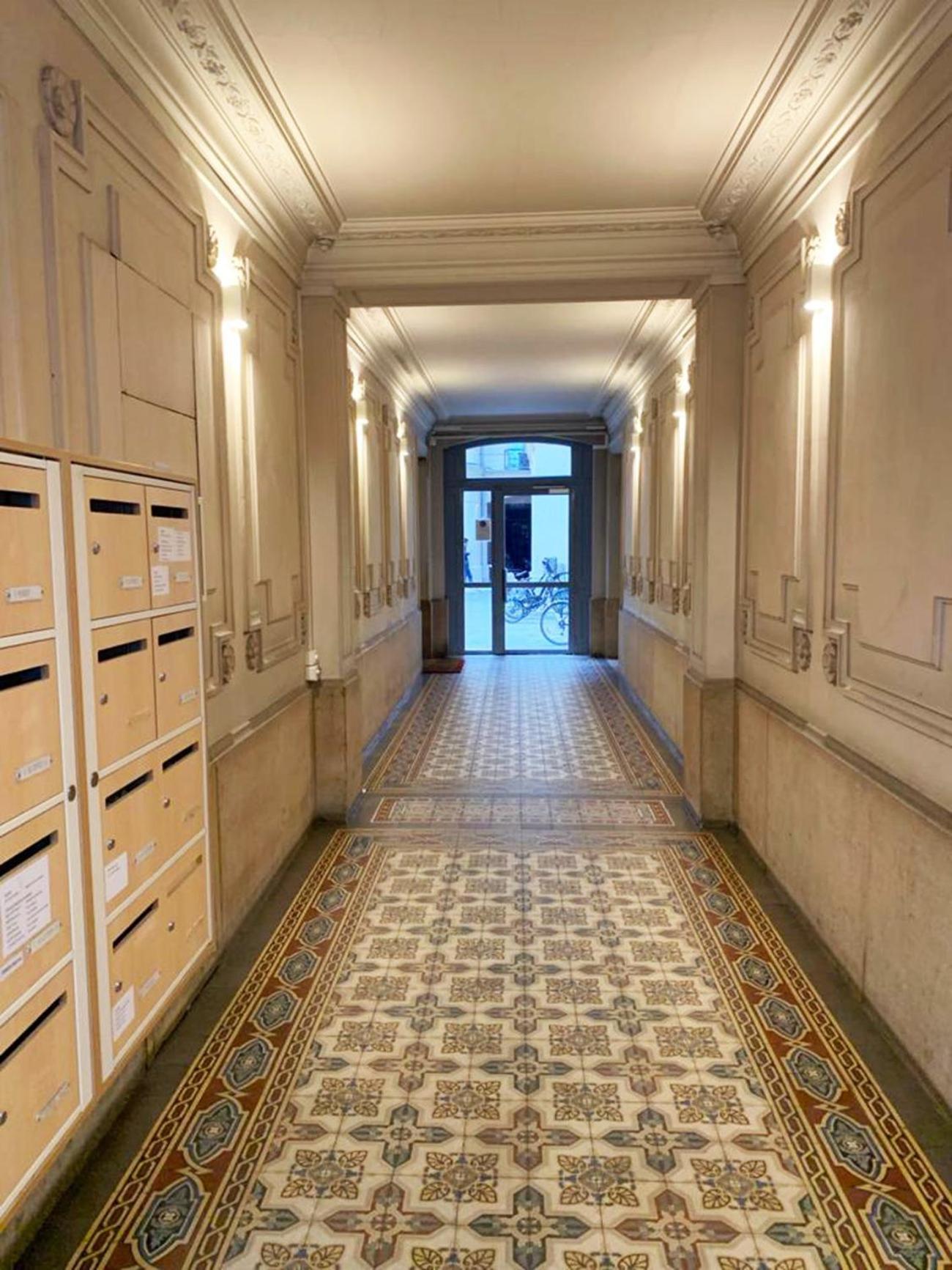 90 - Karl Lagerfeld Lafayette Paris Exterior foto